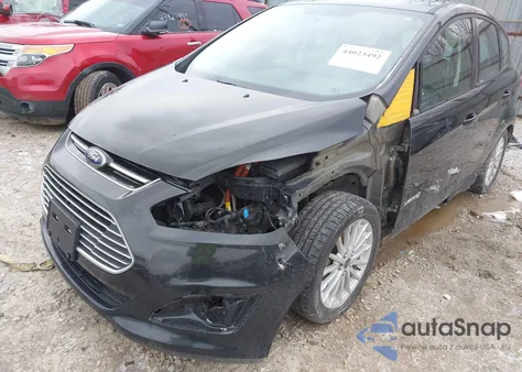 2015 Ford C-Max Hybrid Se from USA, damaged, VIN 1FADP5AU8FL109783